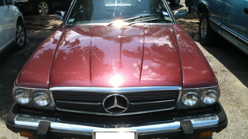 Illustration for article titled Mercedes 380 SL Proves Real Class Never Goes Out Of Style
